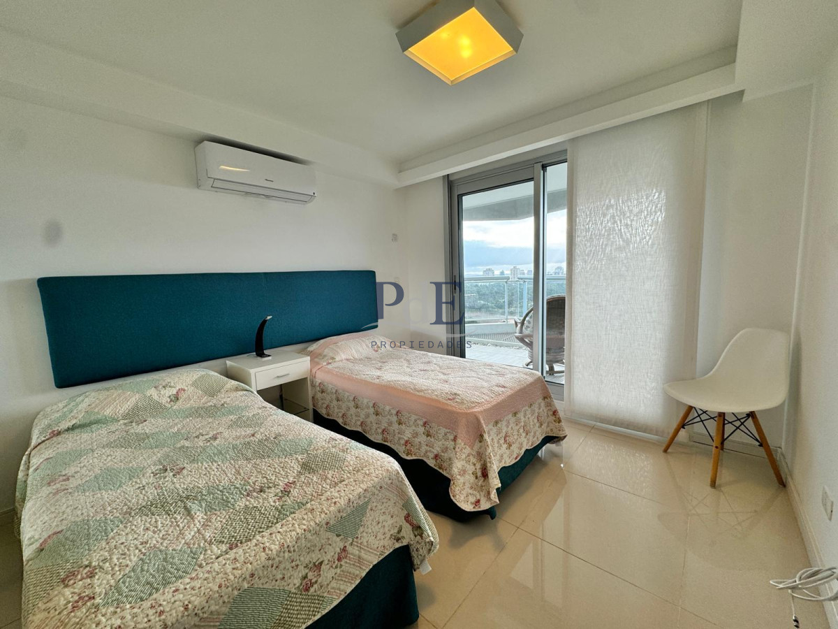 Apartamento en Venta | Playa Brava, Punta del Este. - Imagen 11
