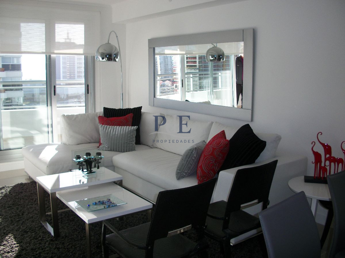 Apartamento en Aidy Grill con servicios destacados - Imagen 1