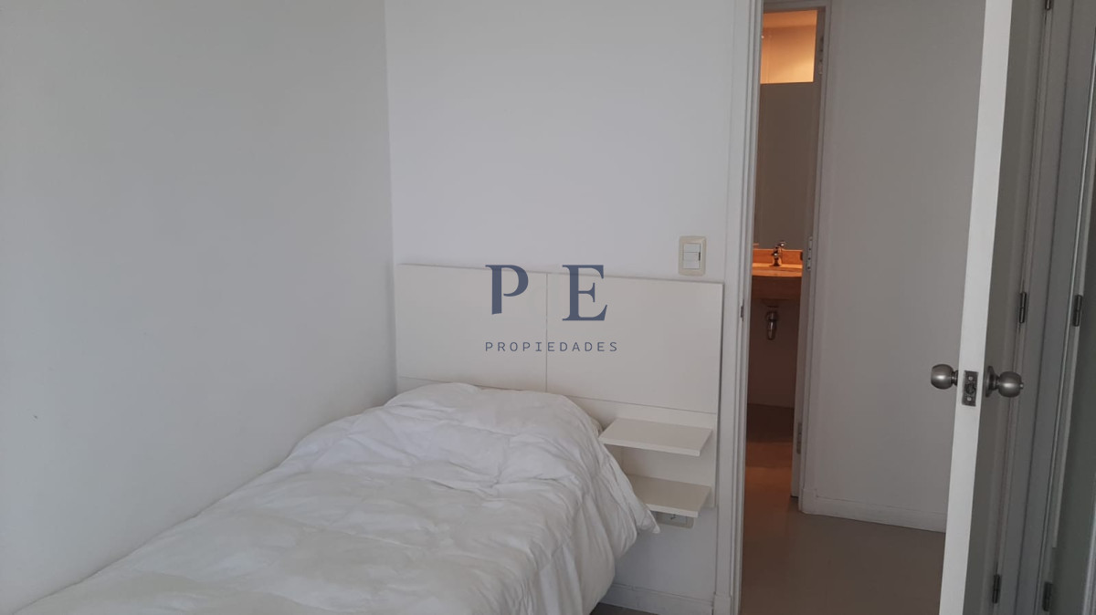 Apartamento sobre Avenida Chiverta 2 dormitorios y 2 baños. Punta del Este - Imagen 9