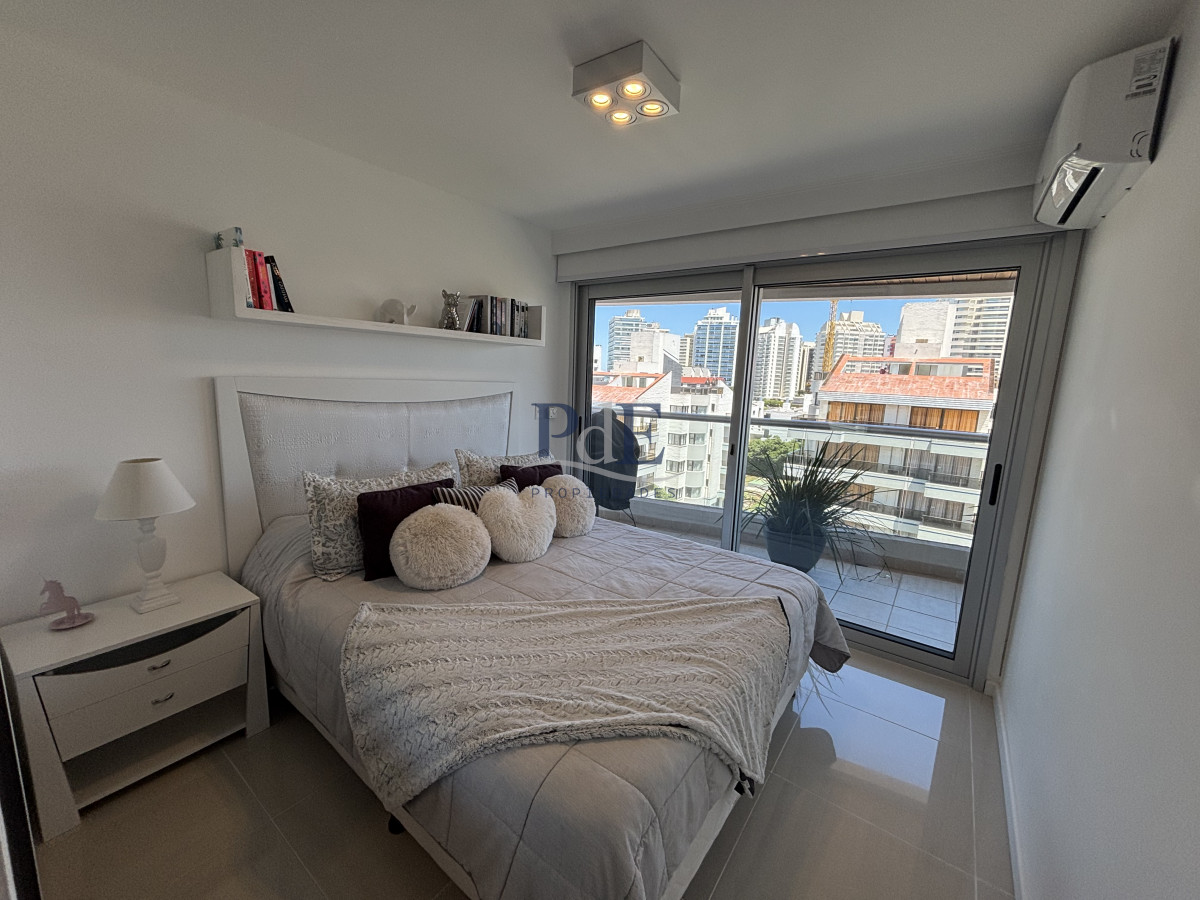 Apartamento en Venta a 50 metros de Playa Brava - Imagen 12