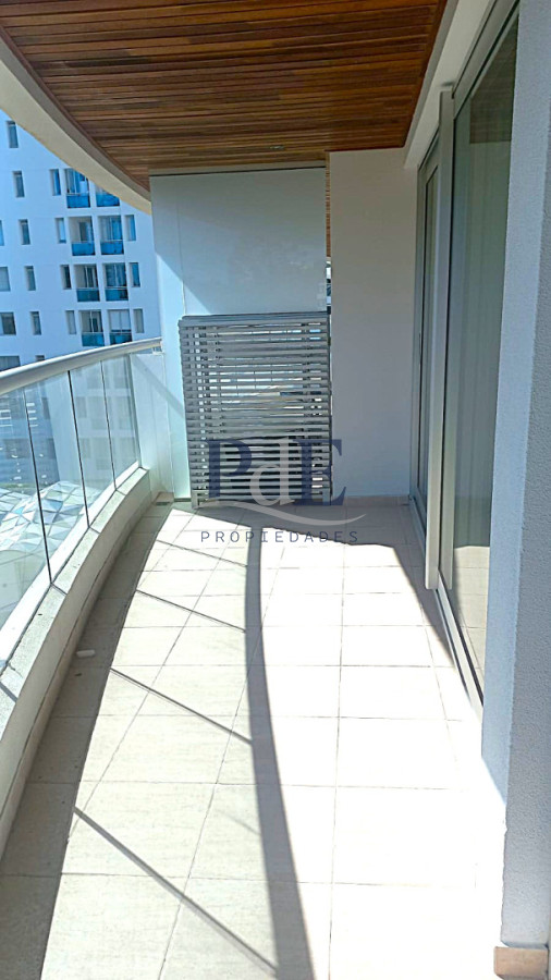 Apartamento en venta en Torre de Categoría!! - Imagen 2