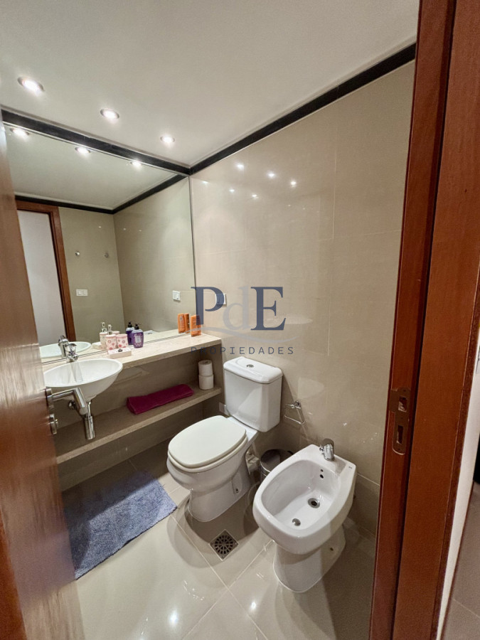 Dúplex tipo casa frente al mar | 3 suites + dependencia | Barbacoa cerrada privada - Imagen 30