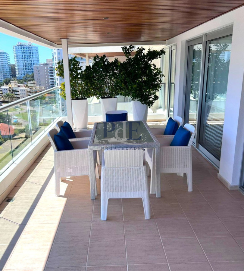 Apartamento disponible en alquiler temporario - Imagen 4