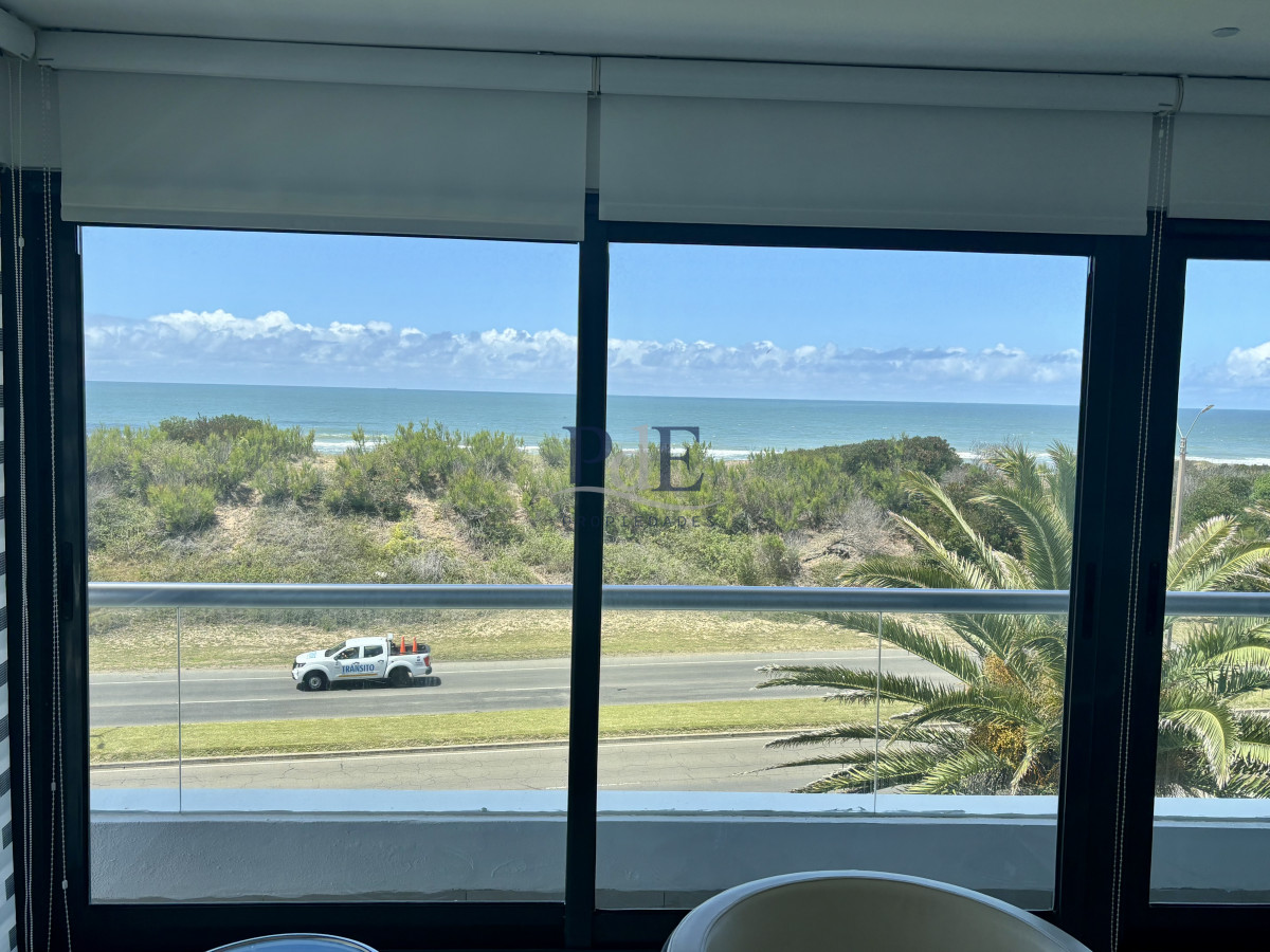 Rincón del Indio | Apartamento en venta con vista al mar | 3 suites + servicio - Imagen 2