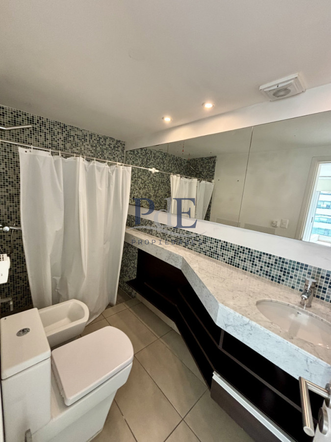 Venta de apartamento en Icon Brava Tower · Punta del Este. - Imagen 14