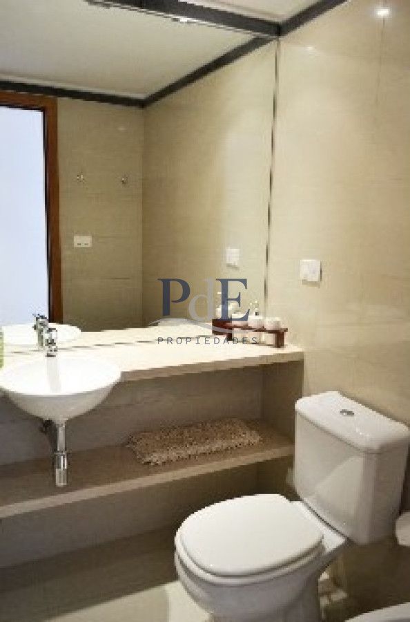 Apartamento en primera línea en Parada 28 de la Brava - Imagen 11