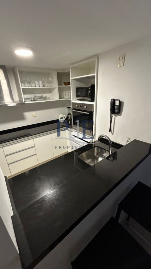 Apartamento de 3 dormitorios disponible en diciembre - Imagen 10