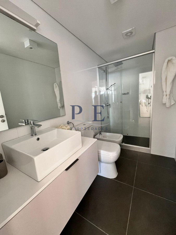 Apartamento en venta - More Atlántico, Punta del Este. - Imagen 1