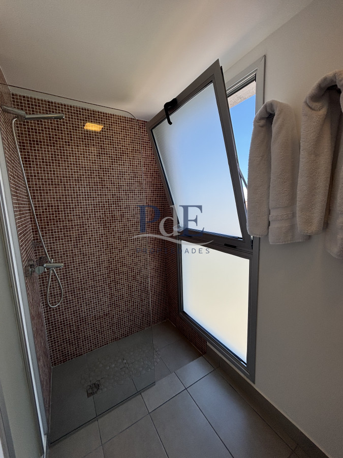 Apartamento en Venta a 50 metros de Playa Brava - Imagen 14