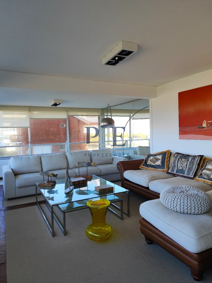 Apartamento con Vista a Playa Brava - Imagen 6