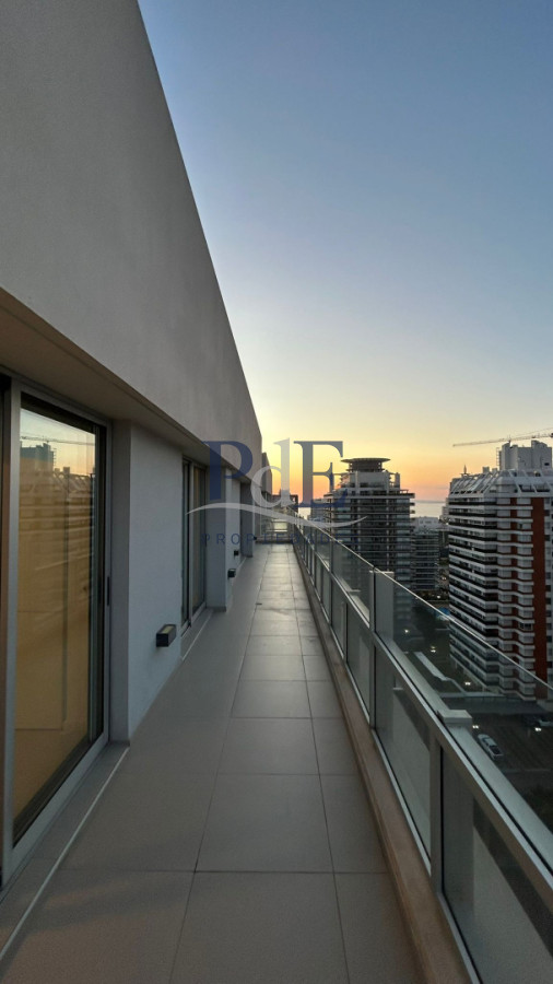 Apartamento de 3 dormitorios disponible en diciembre - Imagen 8