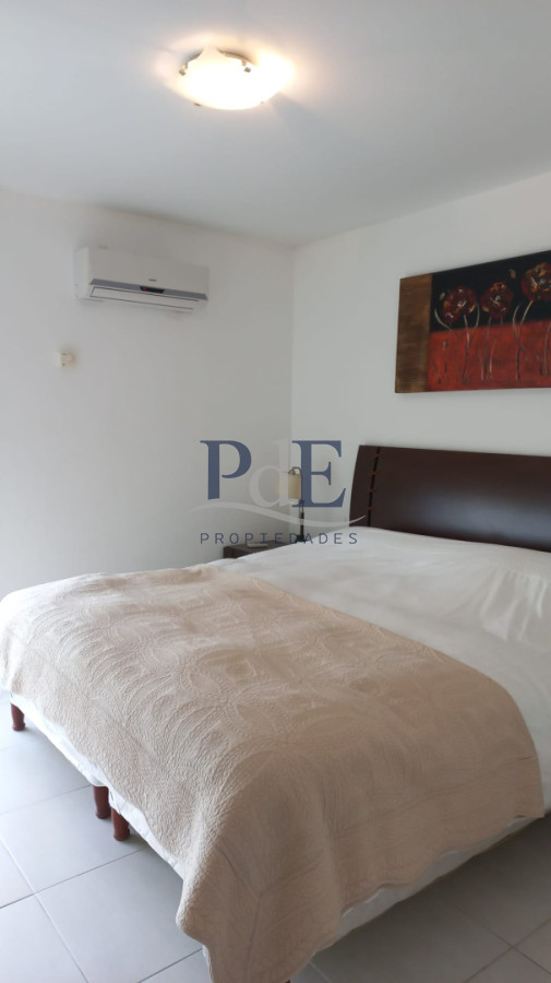 Apartamento a 50 metros de Playa Brava - Imagen 4
