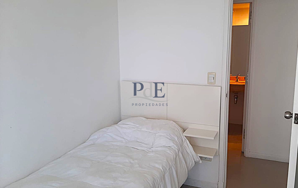 Apartamento sobre Avenida Chiverta 2 dormitorios y 2 baños. Punta del Este - Imagen 16