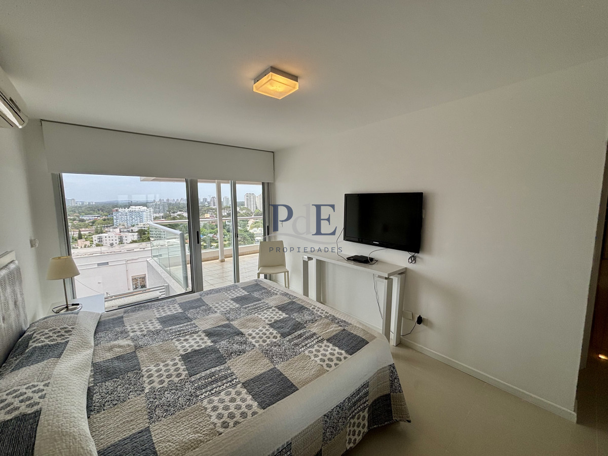 A pasos del mar apartamento disponible en alquiler ANUAL! - Imagen 16
