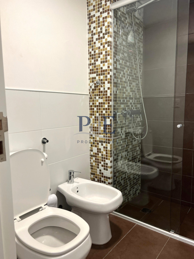 Excelente oportunidad sobre Avda. Chiverta - Imagen 13