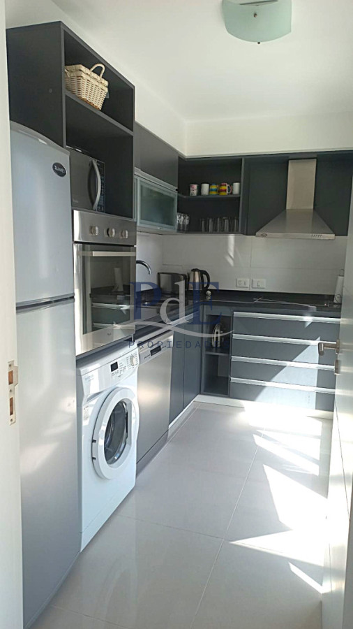 Apartamento en venta en Torre de Categoría!! - Imagen 7