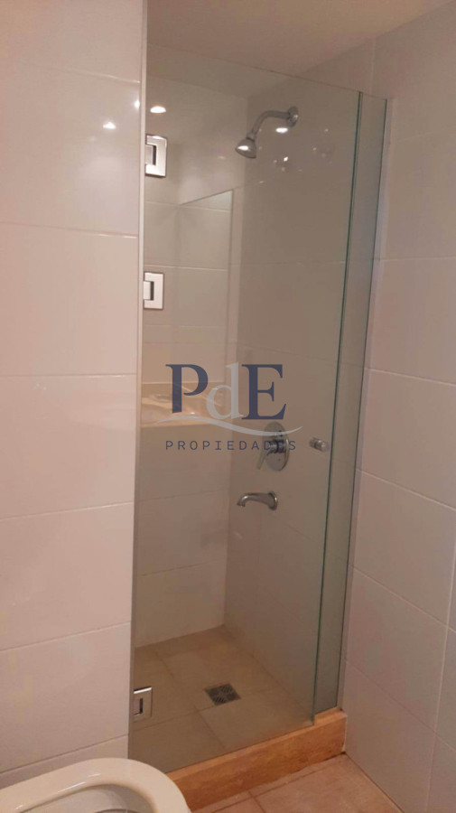 Apartamento sobre Avenida Chiverta 2 dormitorios y 2 baños. Punta del Este - Imagen 8