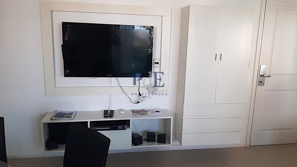 Apartamento sobre Avenida Chiverta 2 dormitorios y 2 baños. Punta del Este - Imagen 14
