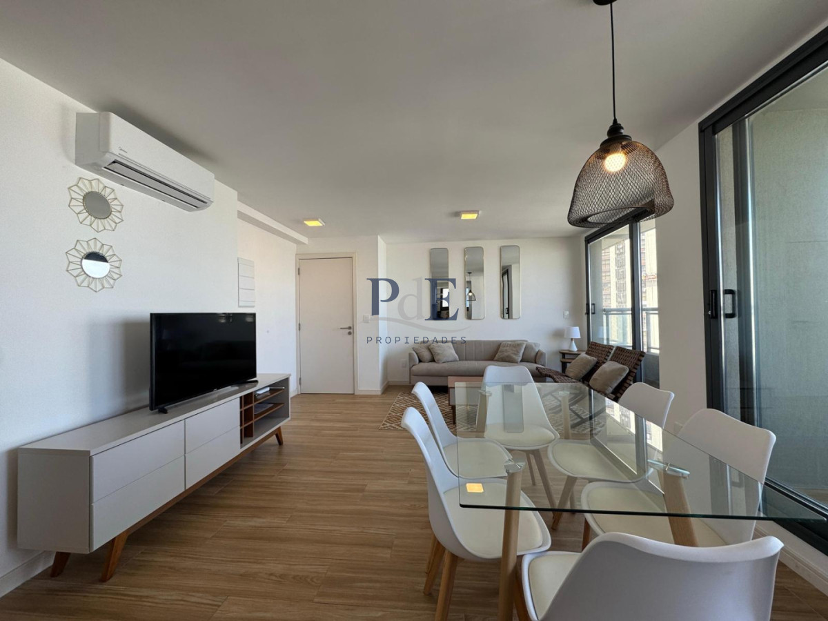 Apartamento en venta de 2 dormitorios | Parada 3 de Playa Brava | Punta del Este - Imagen 2