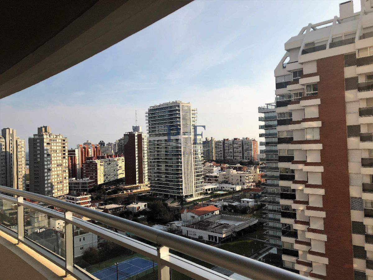 Apartamento en Aidy Grill con servicios destacados - Imagen 7