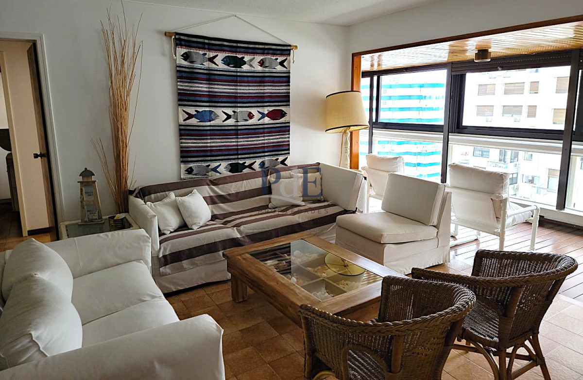 Apartamento en Edificio Parquemar - Imagen 11