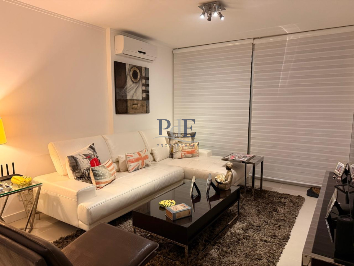 Avenida Chiverta - 3 dormitorios | Piso alto | Vista | Todos los servicios. - Imagen 10