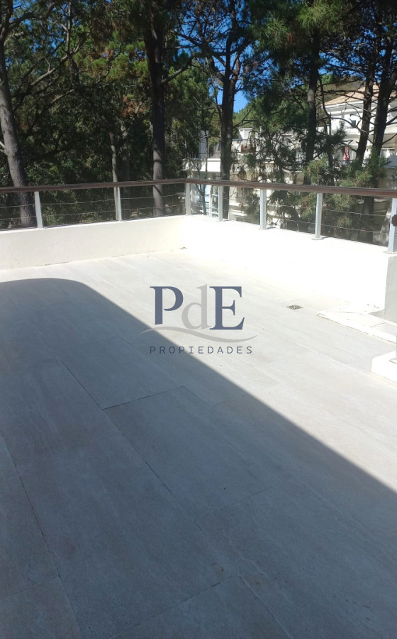 Excelente PentHouse en venta, en una de las zonas mas codiciadas de Punta del Este!!!! - Imagen 11