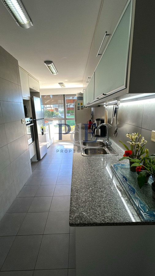 Apartamento pasante con vista al mar y a Laguna del Diario - Imagen 17