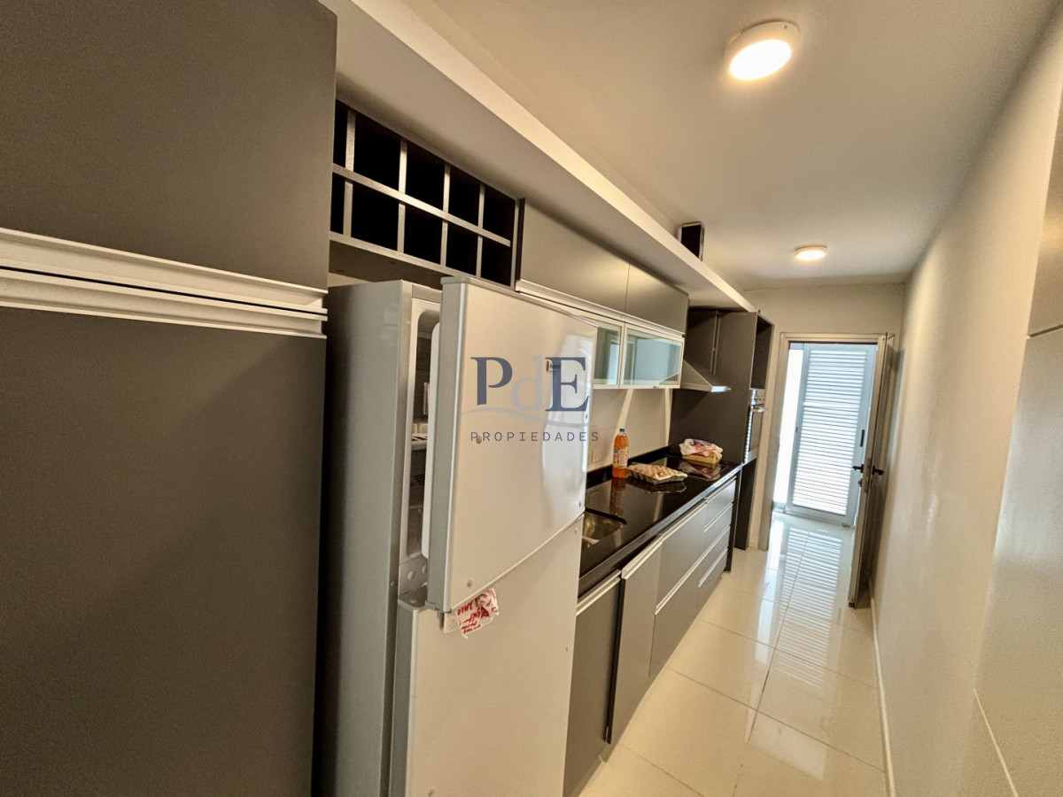 Venta de apartamento en Icon Brava Tower · Punta del Este. - Imagen 6