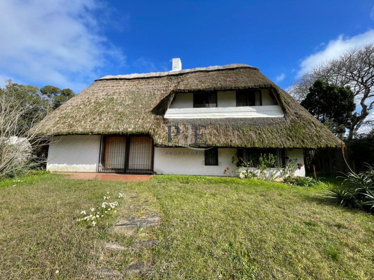Casa en venta | A 100 m del mar. Ubicación: Portezuelo, Punta del Este - Imagen 7