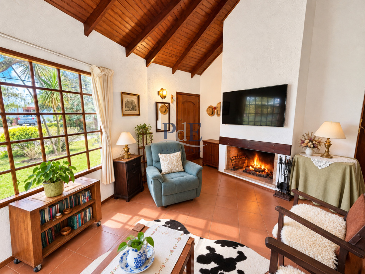 Casa en venta | 3 suites, Pinares - Punta del Este - Imagen 1