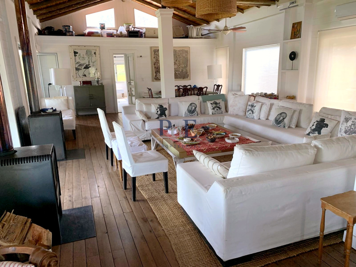 Casa en alquiler | Temporada 2026-2027, 3 dormitorios, 3 baños, para 6 personas, a pasos del club. Ubicación: El Quijote, Punta del Este - Imagen 7