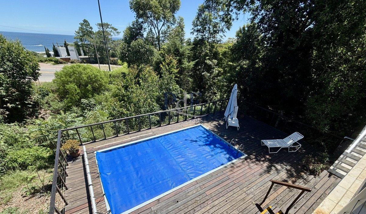 Casa en venta en Punta Ballena. Con vista al Mar. - Imagen 7