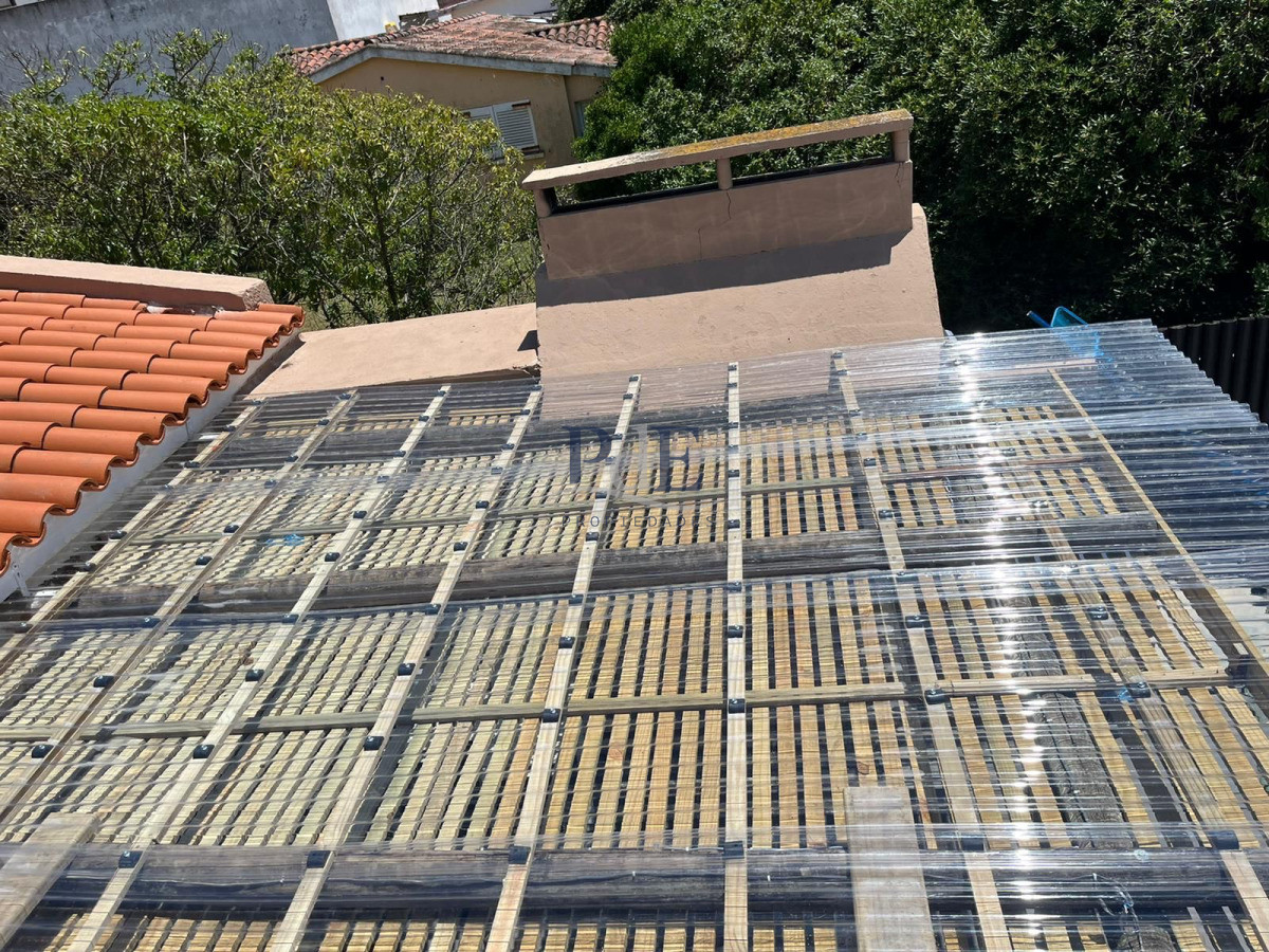 Casa en venta | A 50 m del mar, terreno de 297 m² y apartamento independiente. Ubicación: Península, Punta del Este - Imagen 16