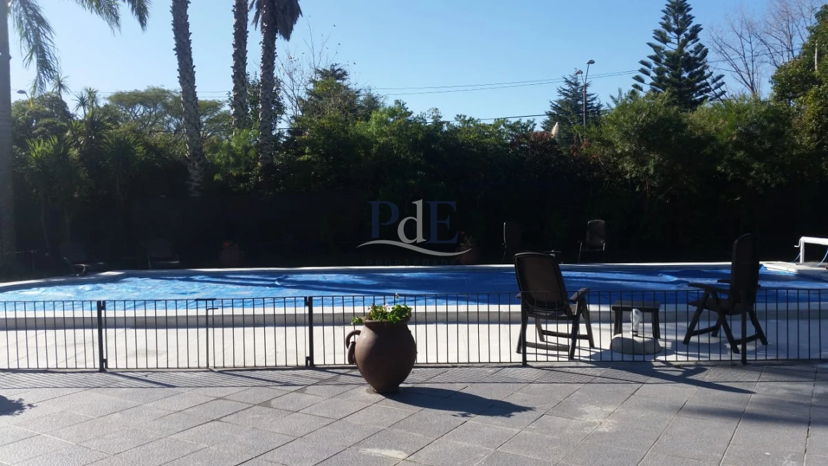 Casa ideal para vivir todo el año | Jardines de Córdoba | 4.700 m2 sup 545 m2 Ed. Punta del Este - Imagen 8