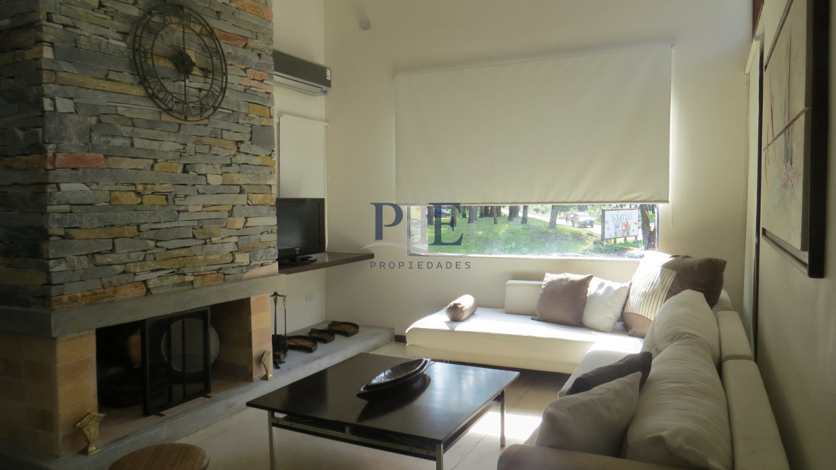 Casa en venta en Complejo Solanas, Punta Ballena. - Imagen 1