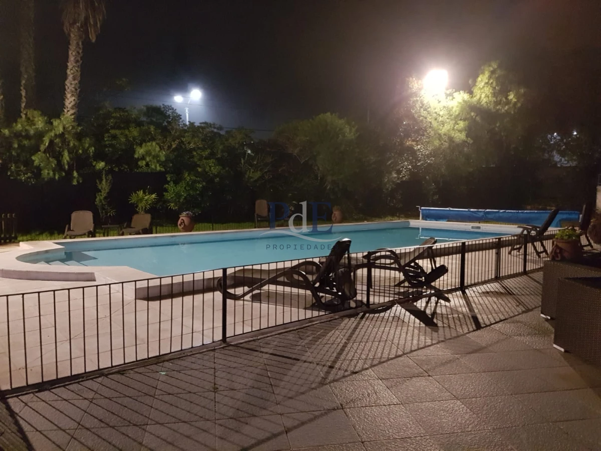 Casa ideal para vivir todo el año | Jardines de Córdoba | 4.700 m2 sup 545 m2 Ed. Punta del Este - Imagen 11