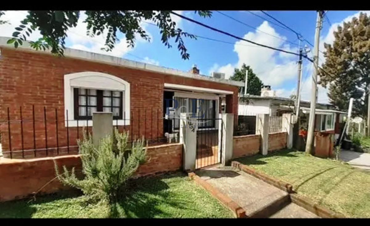 San Carlos | 2 casas en un mismo padrón | 3 dormitorios | Parrillero | Garage - Imagen 2