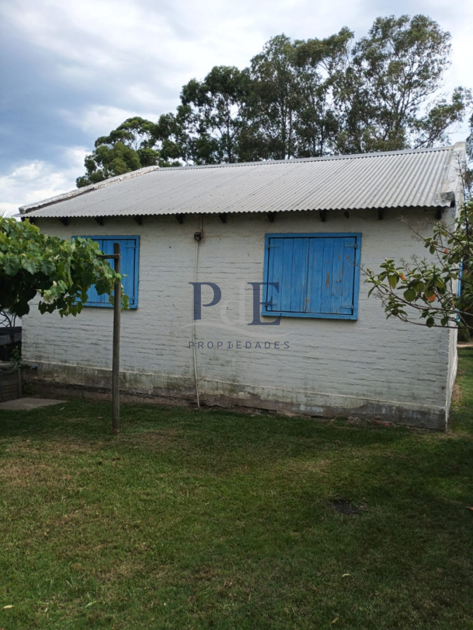 Casa de 2 Dormitorios | Alquiler Anual | Balneario Buenos Aires.