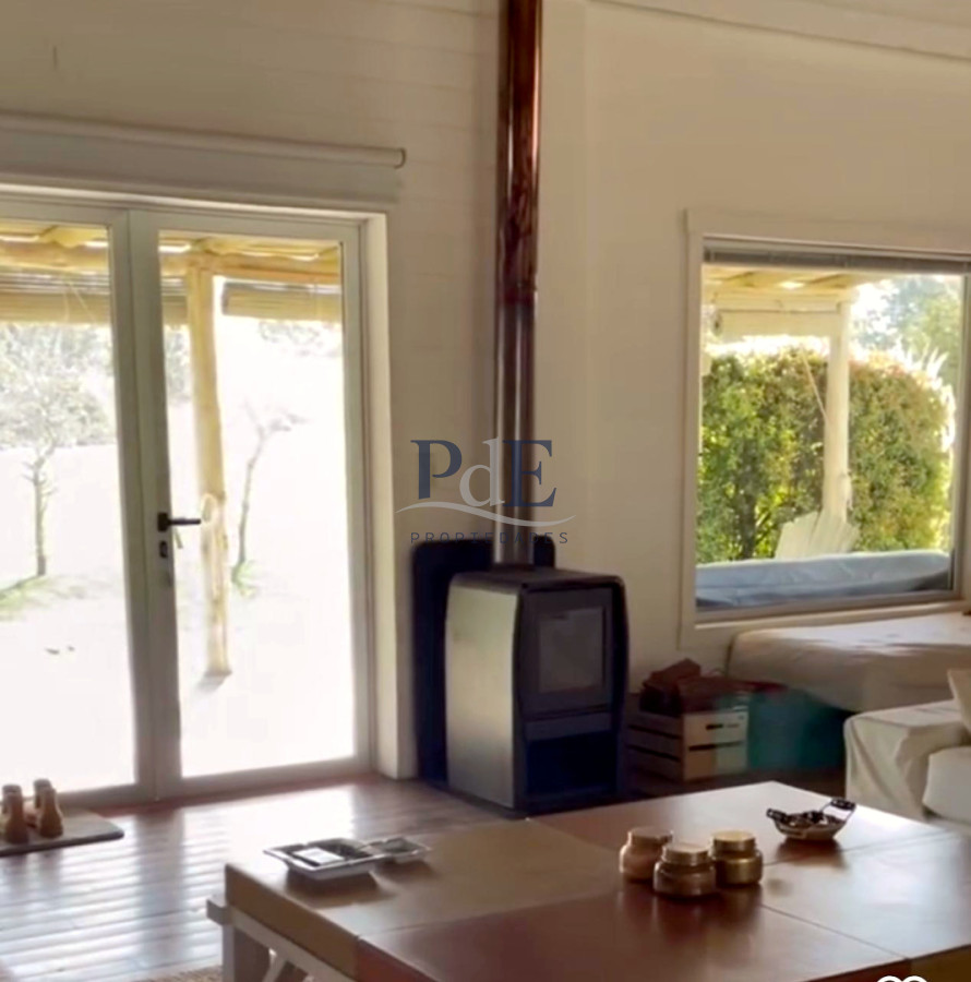 Casa en alquiler | Temporada 2026-2027, 3 dormitorios, 3 baños, para 6 personas, a pasos del club. Ubicación: El Quijote, Punta del Este - Imagen 8