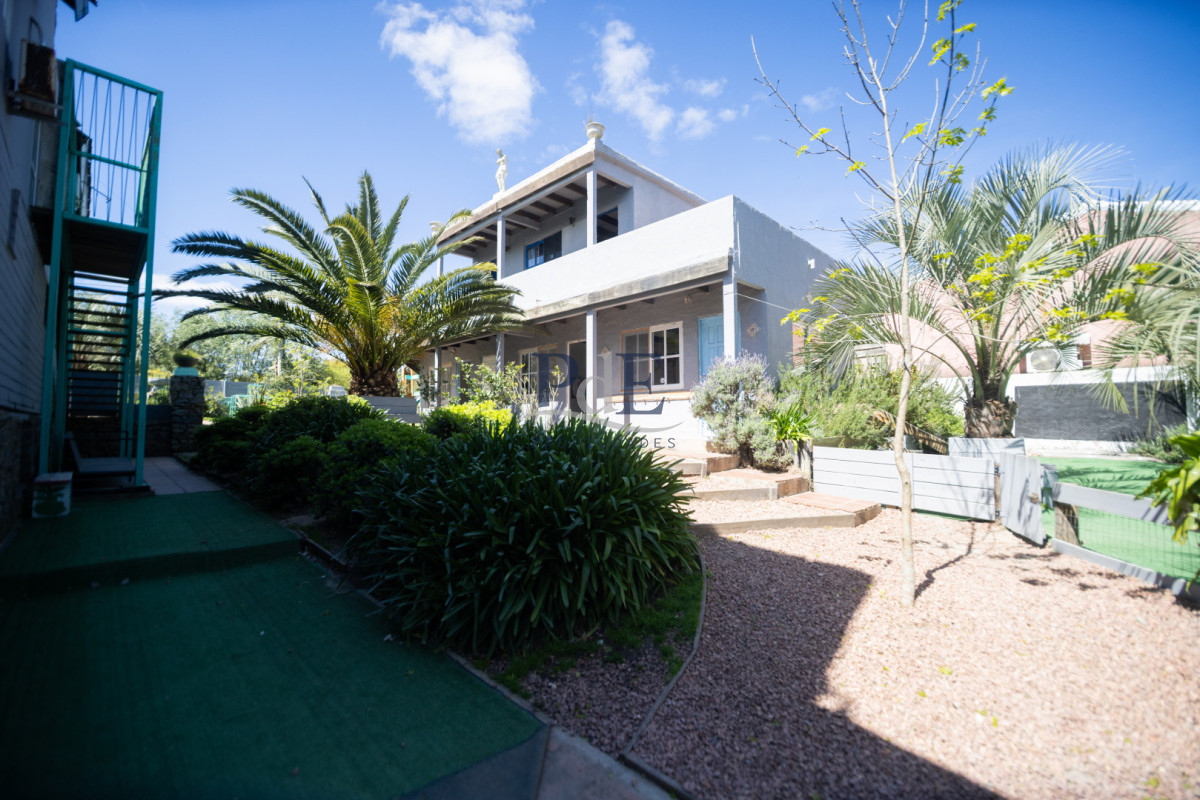 Casa en venta y alquiler | 10 dormitorios, 6 baños y 1.200 m² de terreno. Ubicación: El Chorro, Punta del Este - Imagen 42