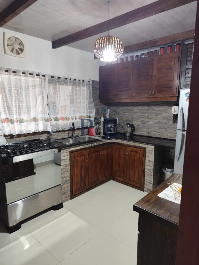 San Carlos | 2 casas en un mismo padrón | 3 dormitorios | Parrillero | Garage - Imagen 7