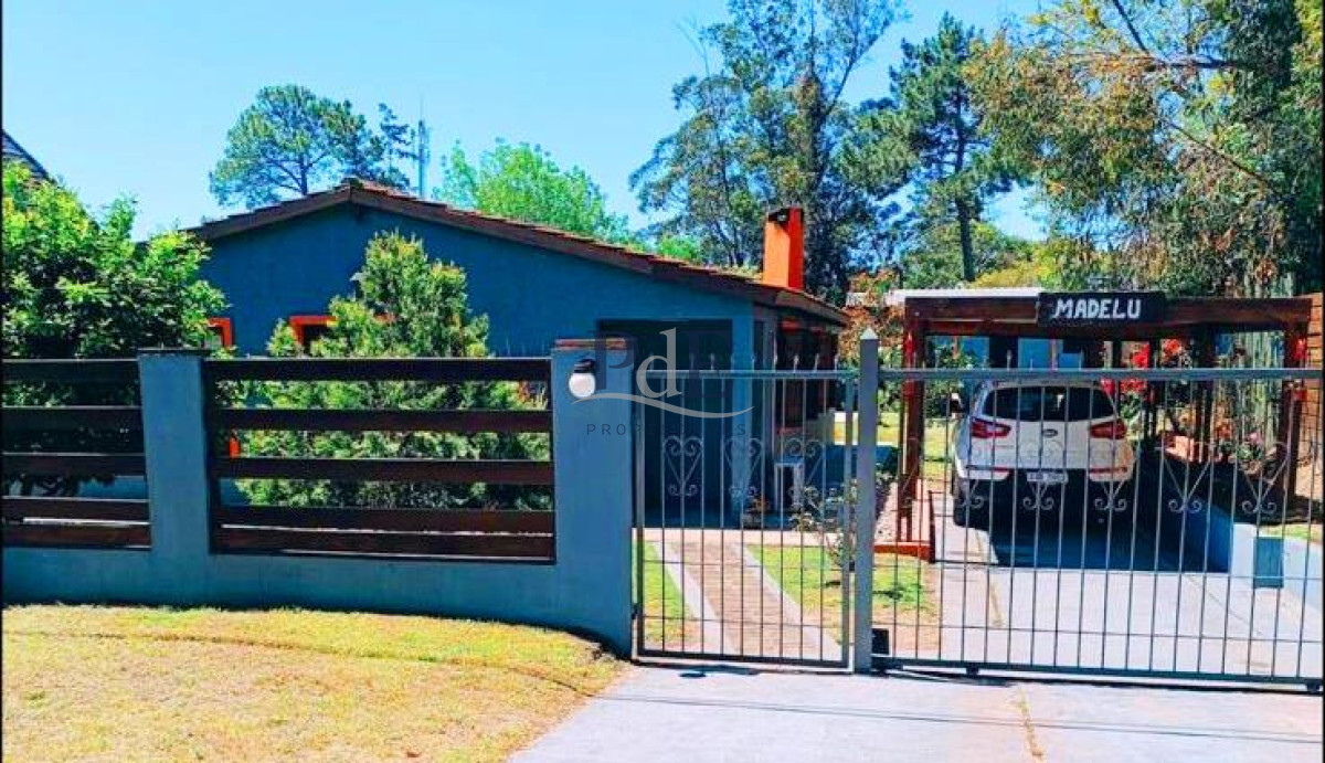 Casa disponible en alquiler temporario en Pinares