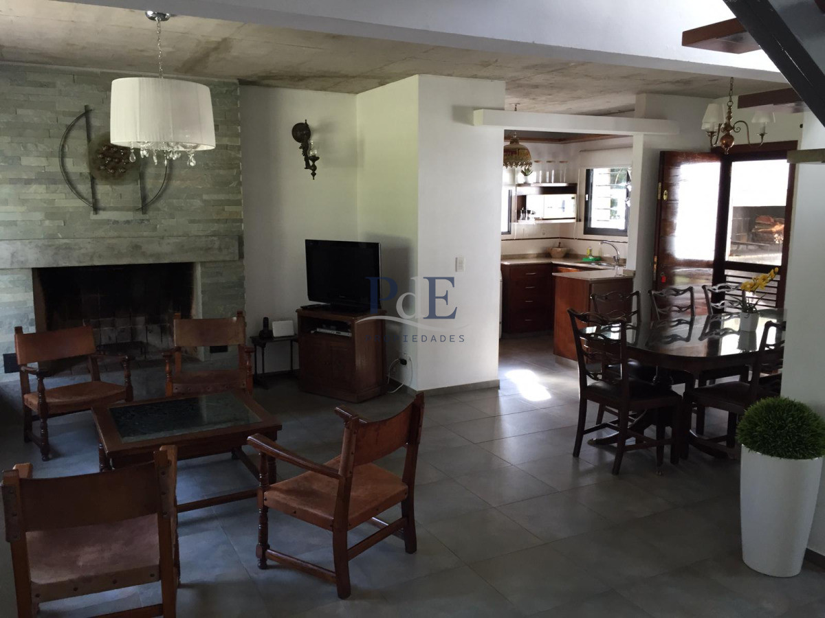 Casa en Portezuelo, Punta Ballena, a pasos del mar!!! - Imagen 17