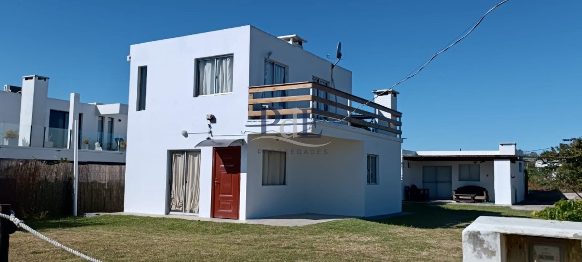 Casa 2 Dorm +  Depto de Huéspedes 2 dorm. a pasos del Mar Brio Buenos Aires - Imagen 7