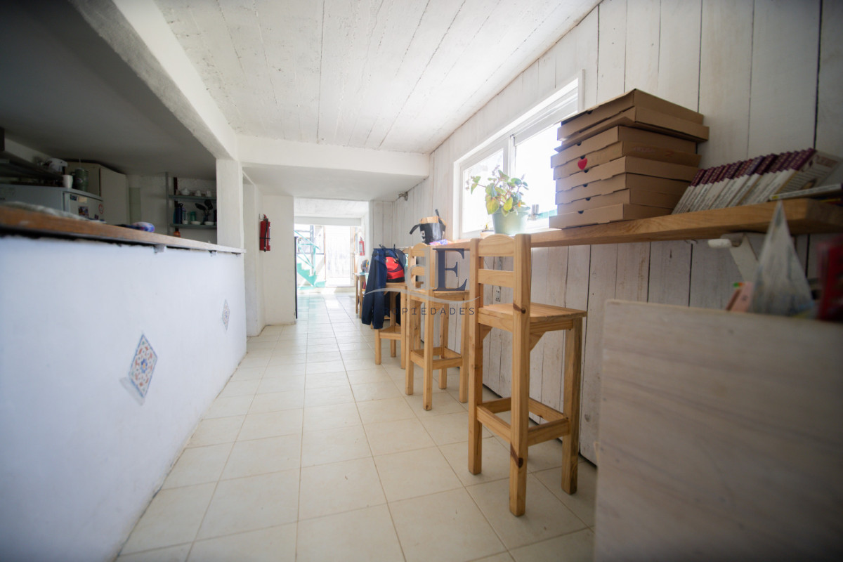 Casa en venta y alquiler | 10 dormitorios, 6 baños y 1.200 m² de terreno. Ubicación: El Chorro, Punta del Este - Imagen 21
