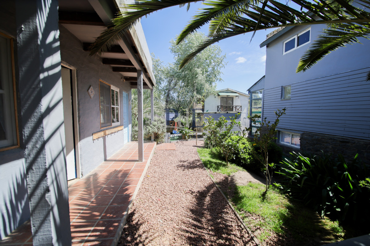 Casa en venta y alquiler | 10 dormitorios, 6 baños y 1.200 m² de terreno. Ubicación: El Chorro, Punta del Este - Imagen 36