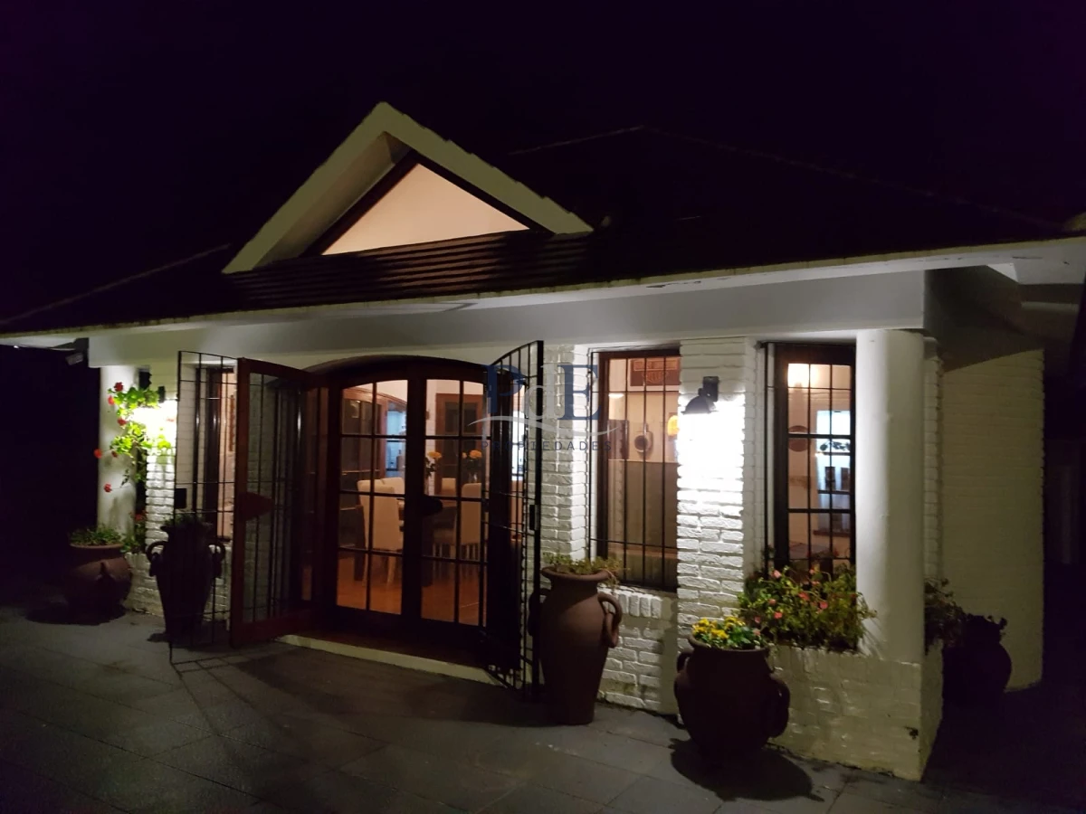 Casa ideal para vivir todo el año | Jardines de Córdoba | 4.700 m2 sup 545 m2 Ed. Punta del Este - Imagen 16