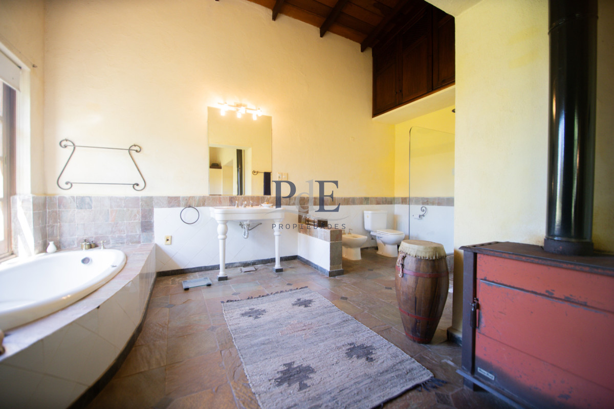 Chacra en venta | Posada de campo, 32 ha, 900 m² edificados, 9 dormitorios. Ubicación: Mariscala, Lavalleja - Imagen 37