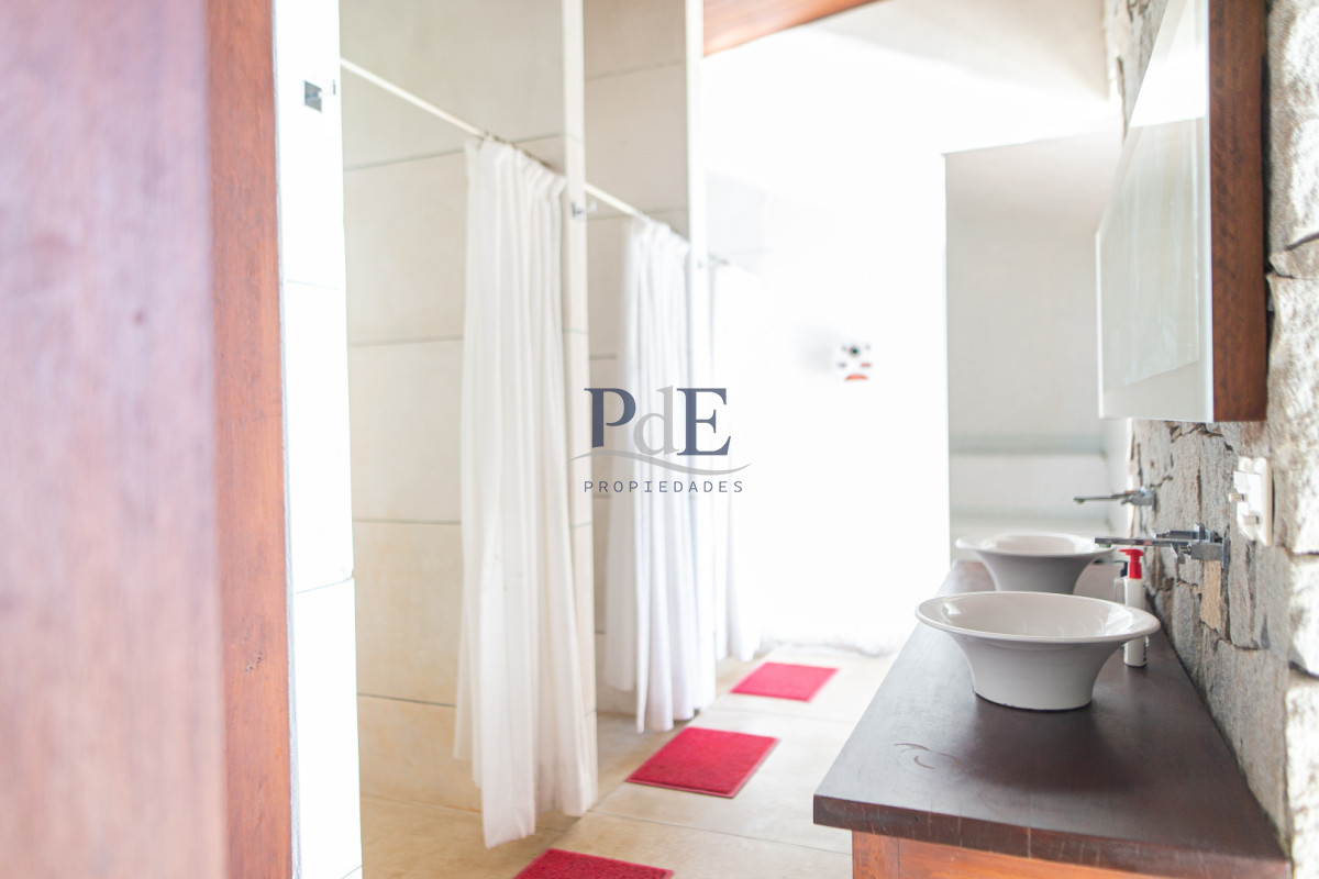 Chacra en venta | 5 dormitorios y 5 baños, living y comedor. Ubicación: La Barra, Punta del Este - Imagen 40